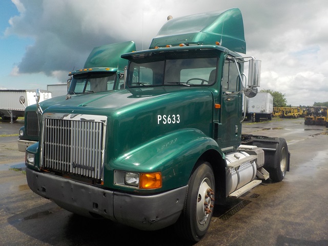 1996 International 9400 – Single