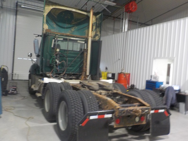 PT1530 - Roberts Truck Sales